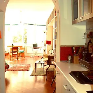 https://mariannas-studio.it-tuscanyhotel.com