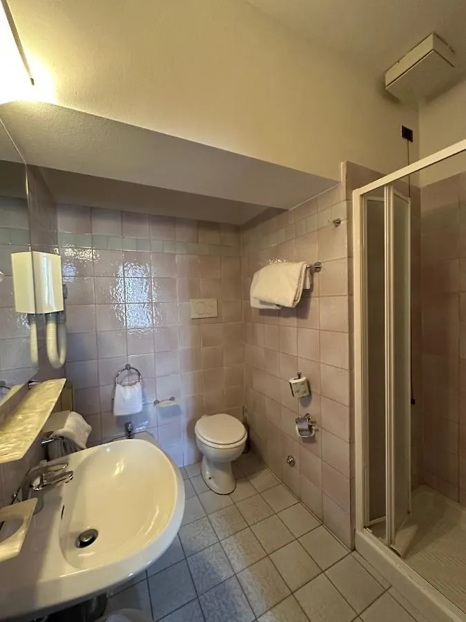 Hotel Aspromonte Μιλάνο 3*,