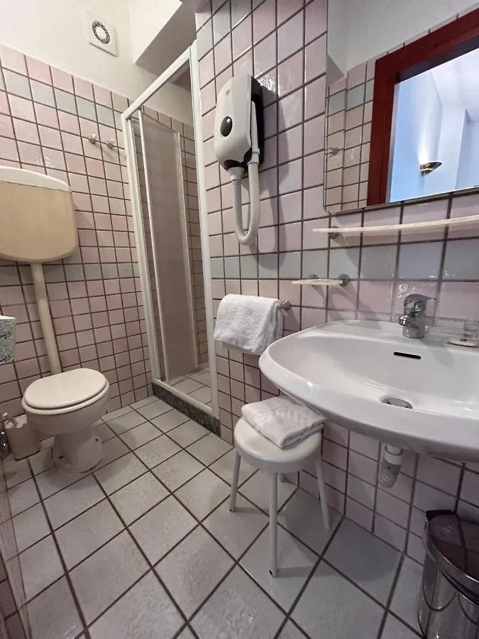 ***  Hotel Aspromonte Milan Italy